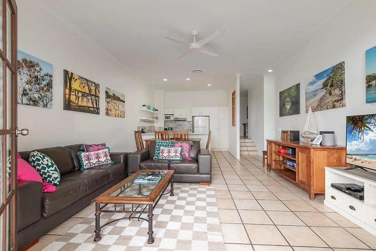 Sandy Beach Resort Noosaville Aparthotel